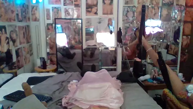 luvs2cumm69 online show from 7, 5, 2026