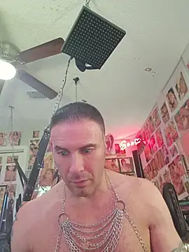 Snapshot of luvs2cumm69 chatting on 13, 6, 2026 luvs2cumm69 online show from 13, 6, 2026
