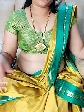 Traditional Housewife  online show from 19, 2, 2025