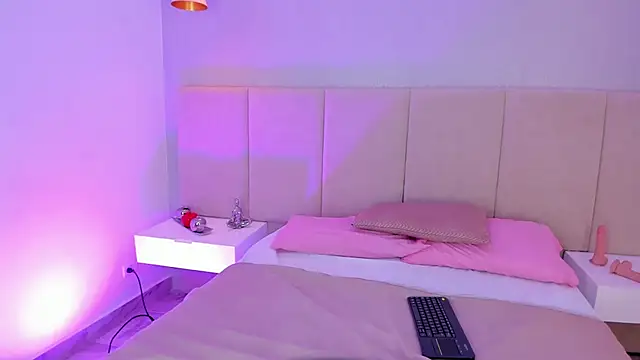 sofia pamela online show from 27, 12, 2024