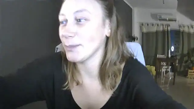 Snapshot of stupid_babybird chatting on 9, 5, 2026 stupid babybird online show from 9, 5, 2026