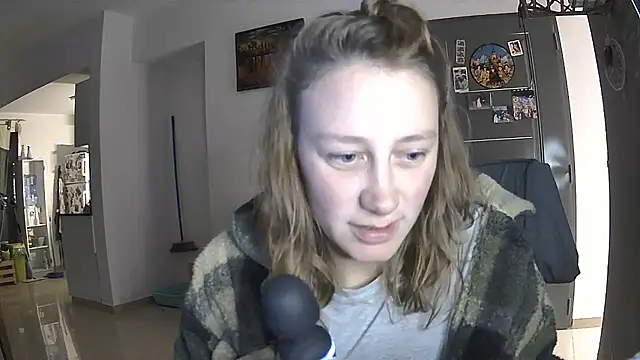 Snapshot of stupid_babybird chatting on 20, 5, 2026 stupid babybird online show from 20, 5, 2026