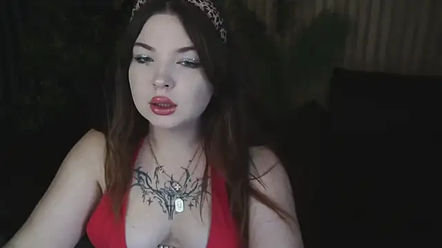 Snapshot of RosieMoons chatting on 10, 11, 2025 RosieMoons online show from 10, 11, 2025