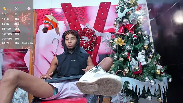 sexy blacks  online show from 6, 1, 2025