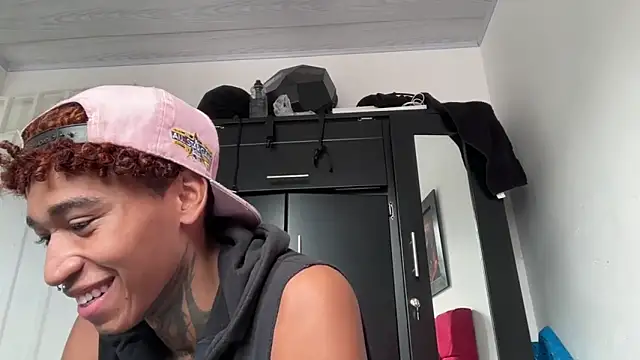 sexy blacks  online show from 6, 1, 2025