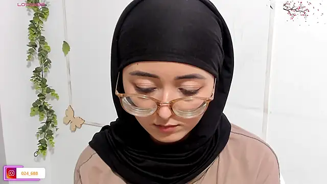 Snapshot of aysel_elid chatting on 8, 3, 2026 aysel elid online show from 8, 3, 2026