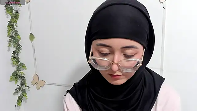 Snapshot of aysel_elid chatting on 30, 4, 2026 aysel elid online show from 30, 4, 2026