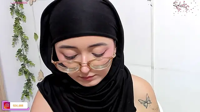 Snapshot of aysel_elid chatting on 27, 5, 2026 aysel elid online show from 27, 5, 2026