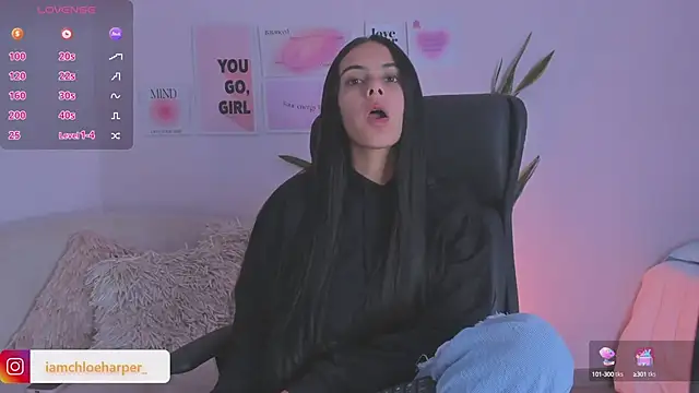 ChloeHarper  online show from 6, 1, 2025