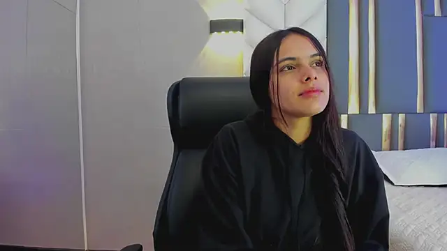 ChloeHarper  online show from 1, 5, 2026