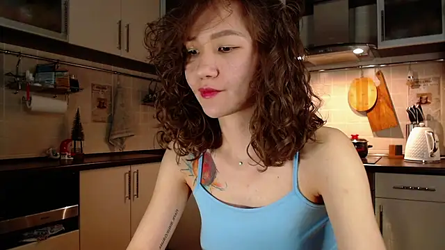 Snapshot of Kelly_Yon chatting on 25, 12, 2024 Kelly Yon online show from 25, 12, 2024