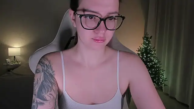 Snapshot of Sonia_moon_ chatting on 30, 12, 2024 Sonia moon online show from 30, 12, 2024