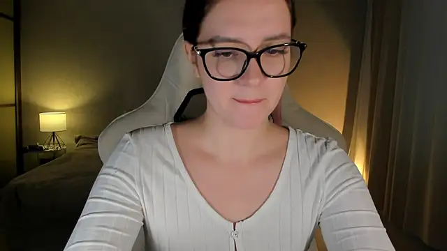 Snapshot of Sonia_moon_ chatting on 11, 1, 2025 Sonia moon online show from 11, 1, 2025