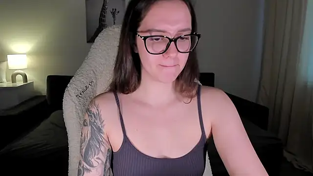 Snapshot of Sonia_moon_ chatting on 6, 3, 2025 Sonia moon online show from 6, 3, 2025