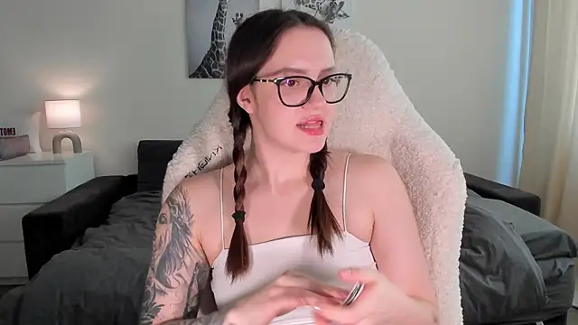Snapshot of Sonia_moon_ chatting on 22, 3, 2025 Sonia moon online show from 22, 3, 2025
