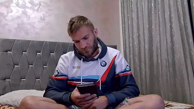 10in deluxe online show from 10, 11, 2025