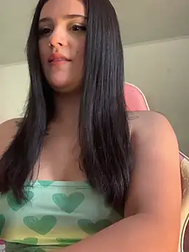 Snapshot of violet-333 chatting on 28, 1, 2025 violet-333 online show from 28, 1, 2025