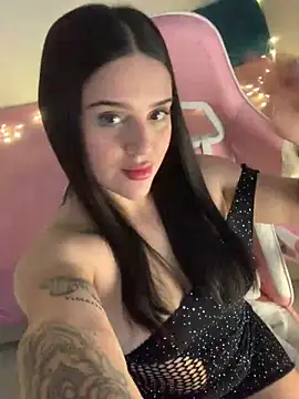 Snapshot of violet-333 chatting on 11, 2, 2025 violet-333 online show from 11, 2, 2025