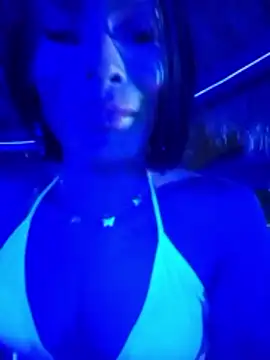 CoralineSweett online show from 6, 11, 2025