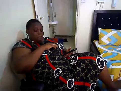 Snapshot of Sweetthick001 chatting on 1, 5, 2026 Sweetthick001 online show from 1, 5, 2026