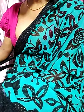 Snapshot of Shreya727 chatting on 21, 2, 2025 Shreya727 online show from 21, 2, 2025