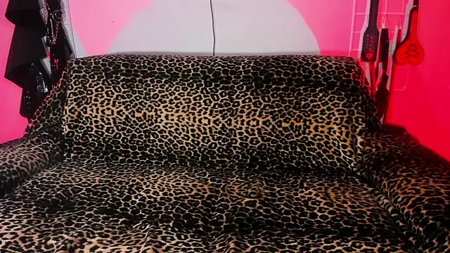 irregular fetish  online show from 2, 5, 2026