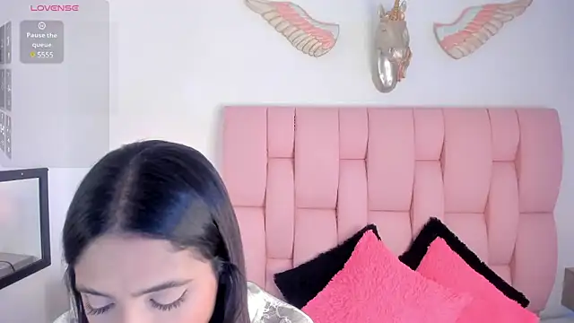 VeronikaOlsen online show from 17, 12, 2024