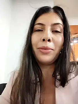 Snapshot of scarlett_moore chatting on 24, 1, 2025 scarlett moore online show from 24, 1, 2025