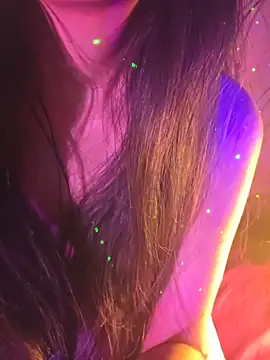 Snapshot of aloneathome chatting on 21, 12, 2025 aloneathome online show from 21, 12, 2025