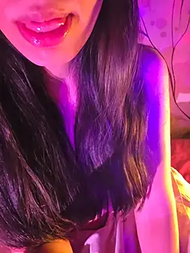 Snapshot of aloneathome chatting on 18, 1, 2026 aloneathome online show from 18, 1, 2026