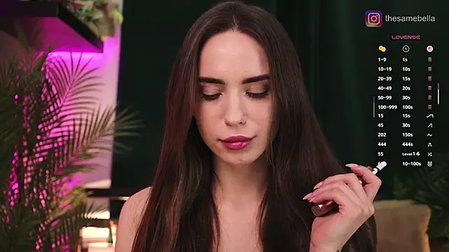 Snapshot of BabyYoda- chatting on 9, 10, 2025 BabyYoda- online show from 9, 10, 2025