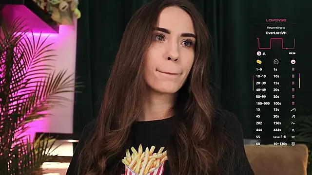 Snapshot of BabyYoda- chatting on 1, 11, 2025 BabyYoda- online show from 1, 11, 2025