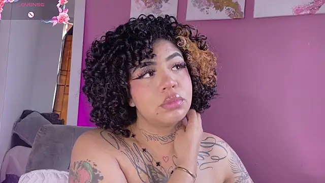 foxxy-lov3 online show from 24, 3, 2026