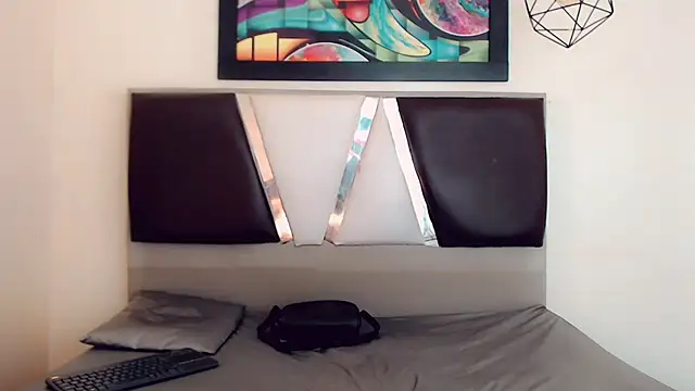 hilary rodriguez online show from 18, 3, 2026