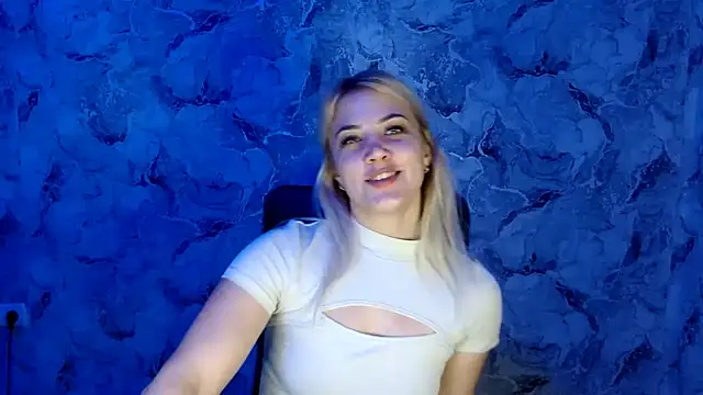 Snapshot of nika_gold1 chatting on 14, 12, 2024 nika gold1 online show from 14, 12, 2024