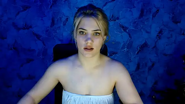 Snapshot of nika_gold1 chatting on 15, 1, 2025 nika gold1 online show from 15, 1, 2025