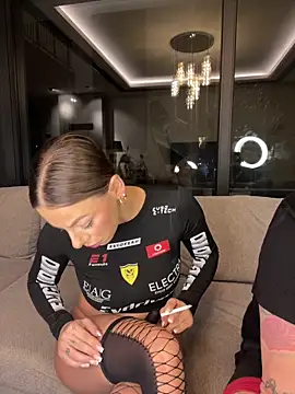 Snapshot of SexOnMyLvL chatting on 7, 10, 2025 SexOnMyLvL online show from 7, 10, 2025