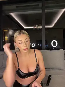 SexOnMyLvL online show from 11, 3, 2026