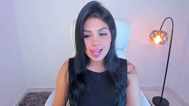 Snapshot of dominique21_ chatting on 27, 1, 2025 dominique21  online show from 27, 1, 2025