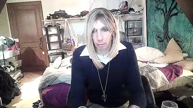 Ombeline1 online show from 11, 1, 2025