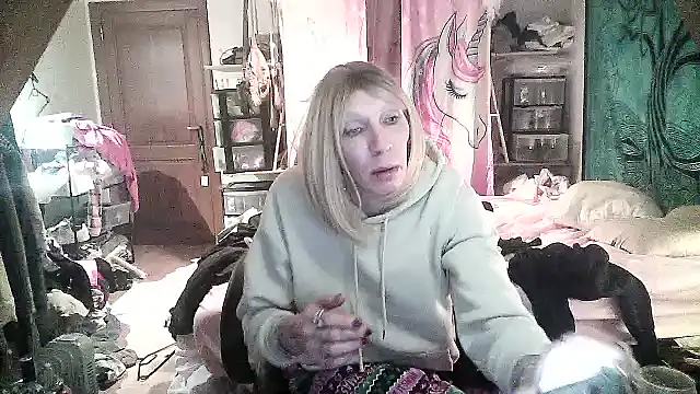 Ombeline1 online show from 20, 1, 2025