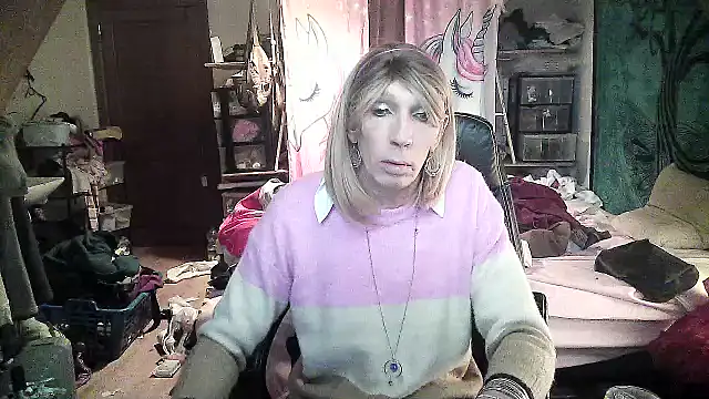 Ombeline1 online show from 22, 1, 2025