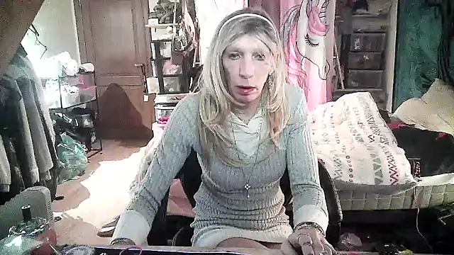 Ombeline1 online show from 27, 1, 2025