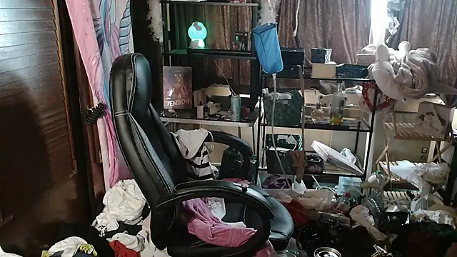 Ombeline1 online show from 25, 9, 2025