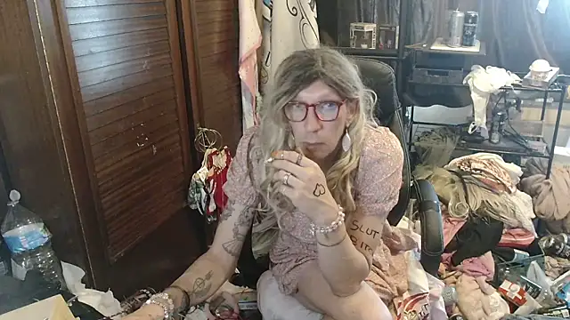 Ombeline1 online show from 19, 6, 2026