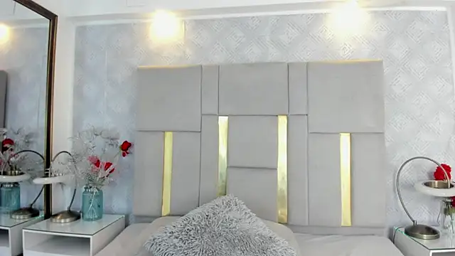 Camilaa Sanchez  online show from 25, 11, 2025