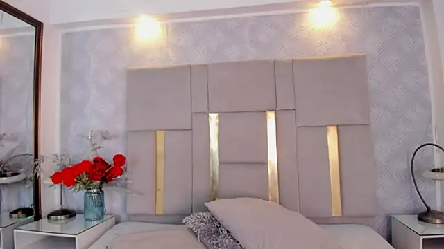 Camilaa Sanchez  online show from 5, 2, 2026