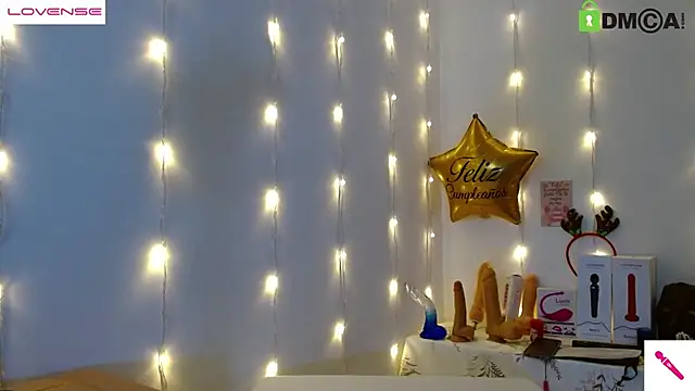 Snapshot of Hot_Candy_ chatting on 30, 12, 2024 Hot Candy online show from 30, 12, 2024