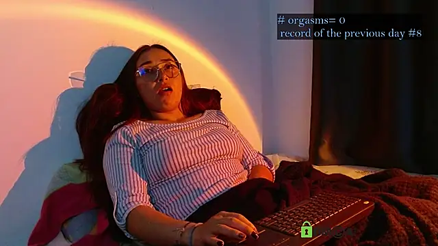 Snapshot of Hot_Candy_ chatting on 20, 10, 2025 Hot Candy online show from 20, 10, 2025