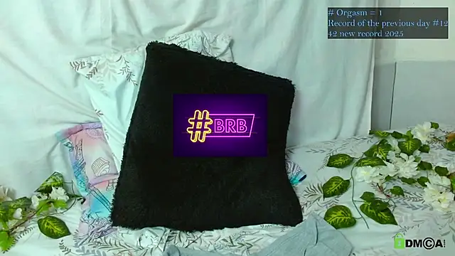 Hot Candy  online show from 3, 2, 2026